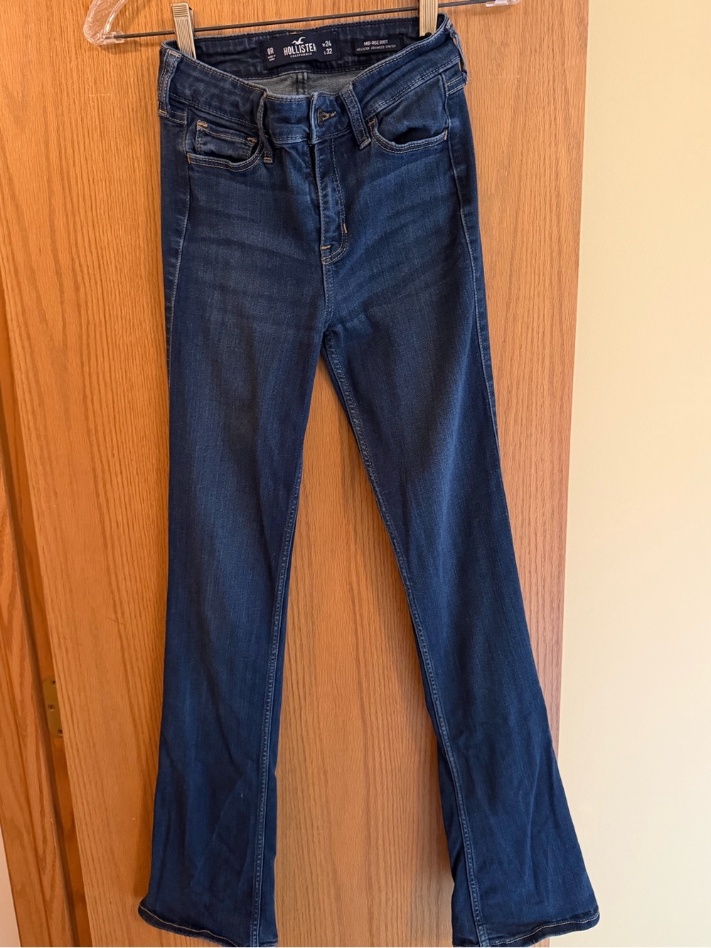 Hollister Women's Dark Blue bootcut Jeans